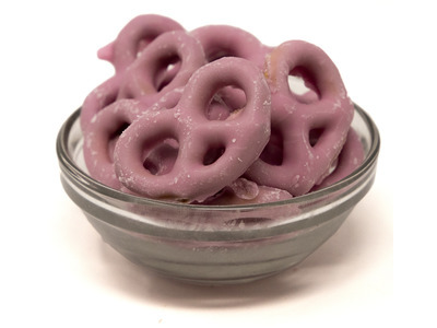 Raspberry Yogurt Coated Pretzels 15lb