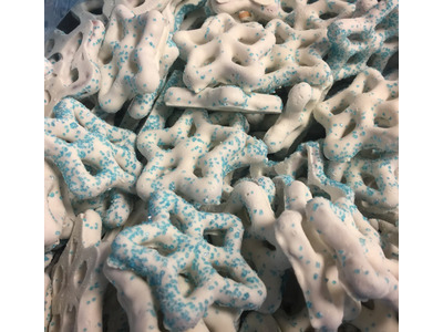 Yogurt Snowflake Pretzels with Blue Sugar 15lb