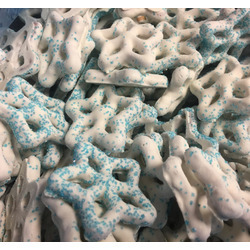 Yogurt Snowflake Pretzels with Blue Sugar 15lb