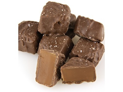 Milk Chocolate Vanilla Caramels with Sea Salt 5lb