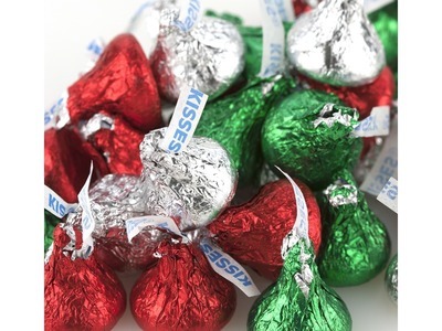 Milk Chocolate Kisses, Red/Green/Silver 25lb